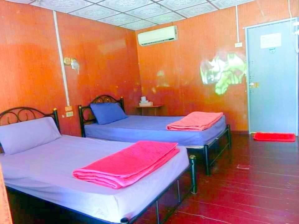 แพแหม่มทัวร์ Apartment Sai Yok Ngoại thất bức ảnh